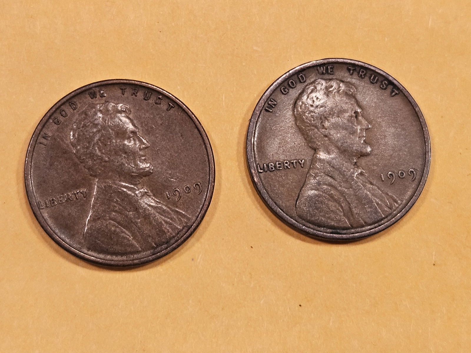 Two First-year issue Wheat cents in Very Fine (1 of 3)