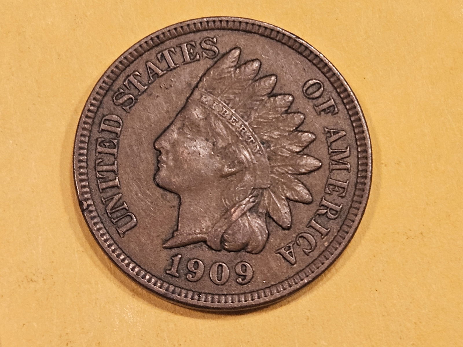 1909 Indian Cent in Extra Fine - 45 (1 of 3)