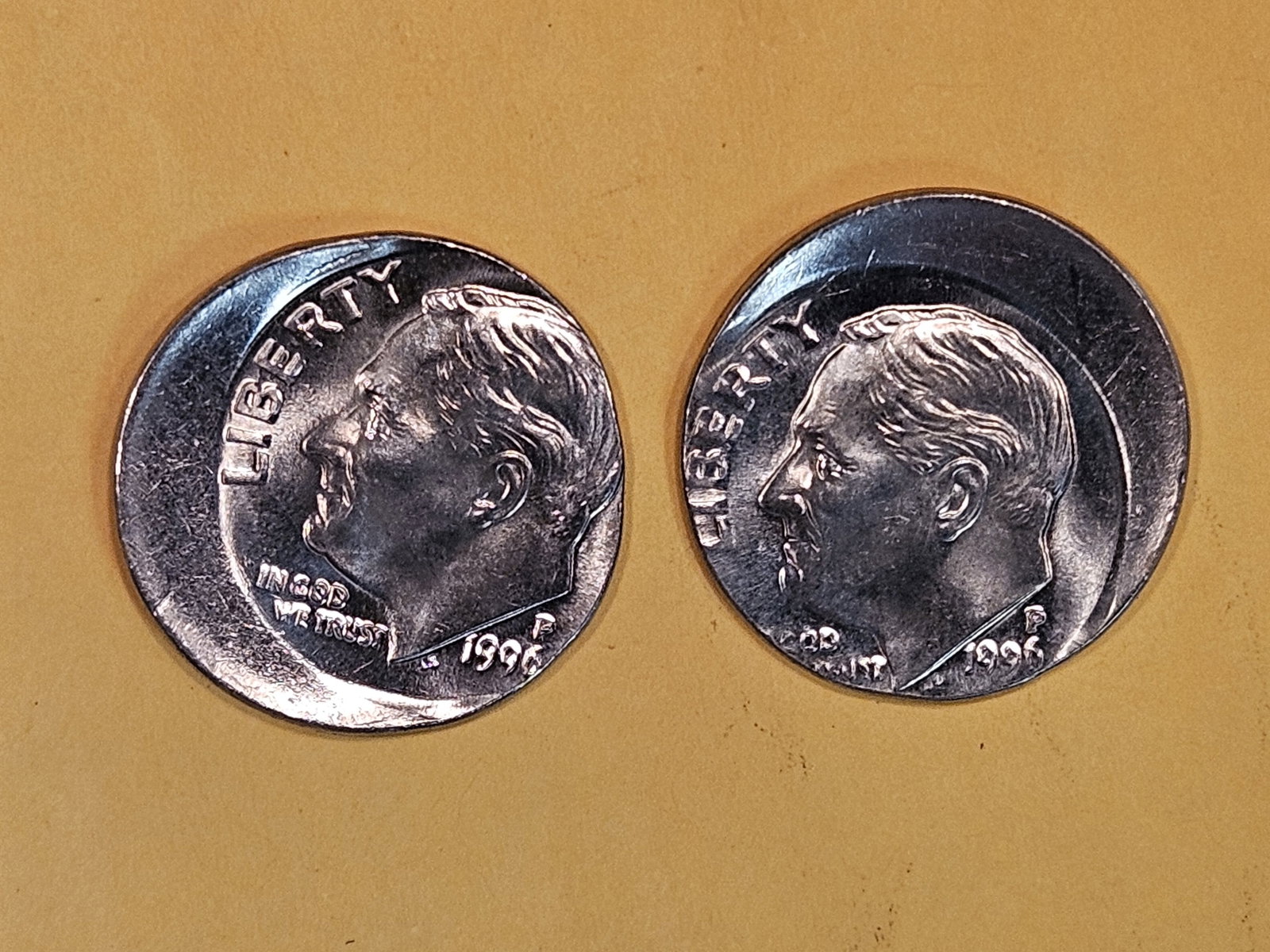 MINT ERRORS! Two Choice brilliant Uncirculated 1996 Roosevelt Dimes (1 of 3)