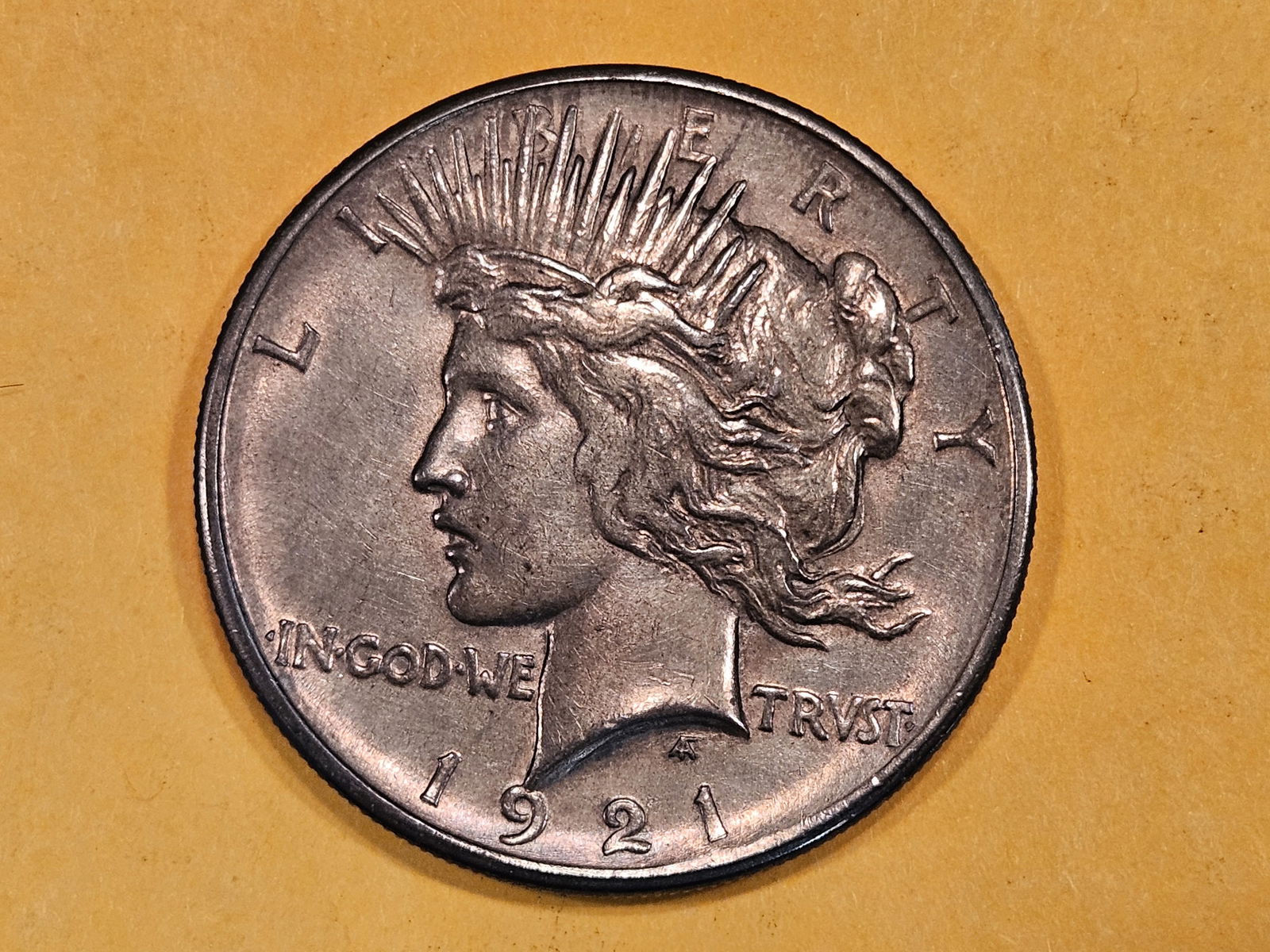 ** KEY DATE ** 1921 Peace silver Dollar in About Uncirculated plus - details (1 of 3)