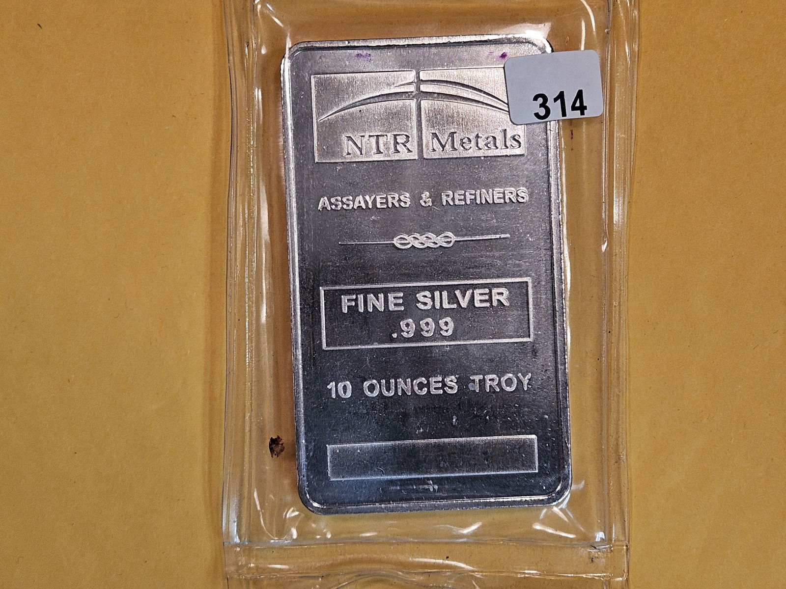 TEN Troy ounce .999 fine silver bar (1 of 2)
