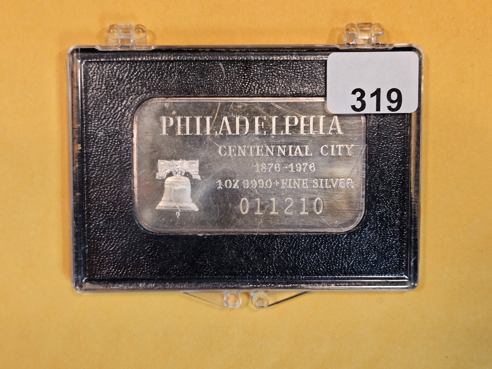 One Troy ounce .999 fine silver art bar: Philadelphia