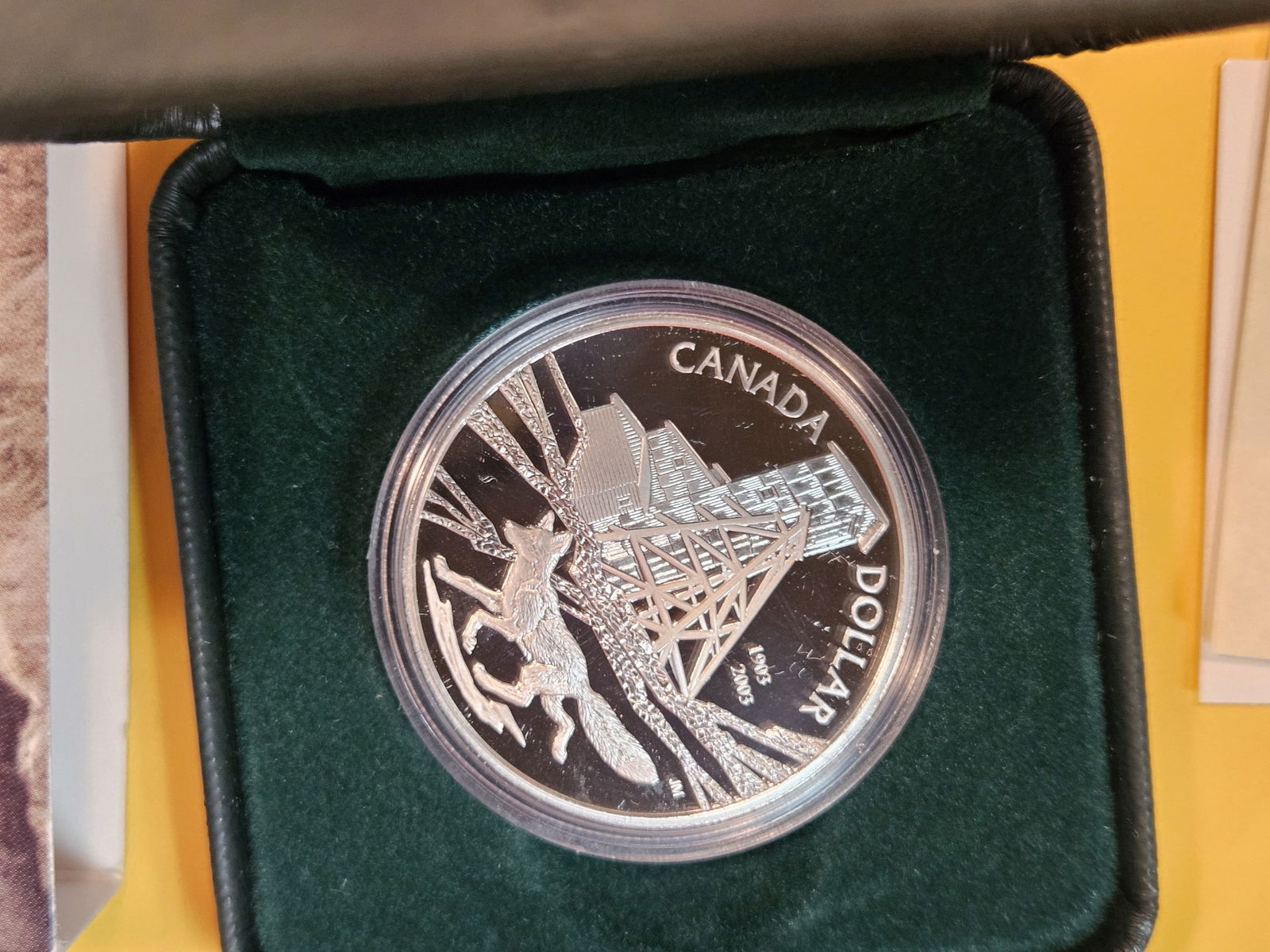 Two Gem Proof Deep Cameo Silver Commemorative Canadian Coins (1 of 4)