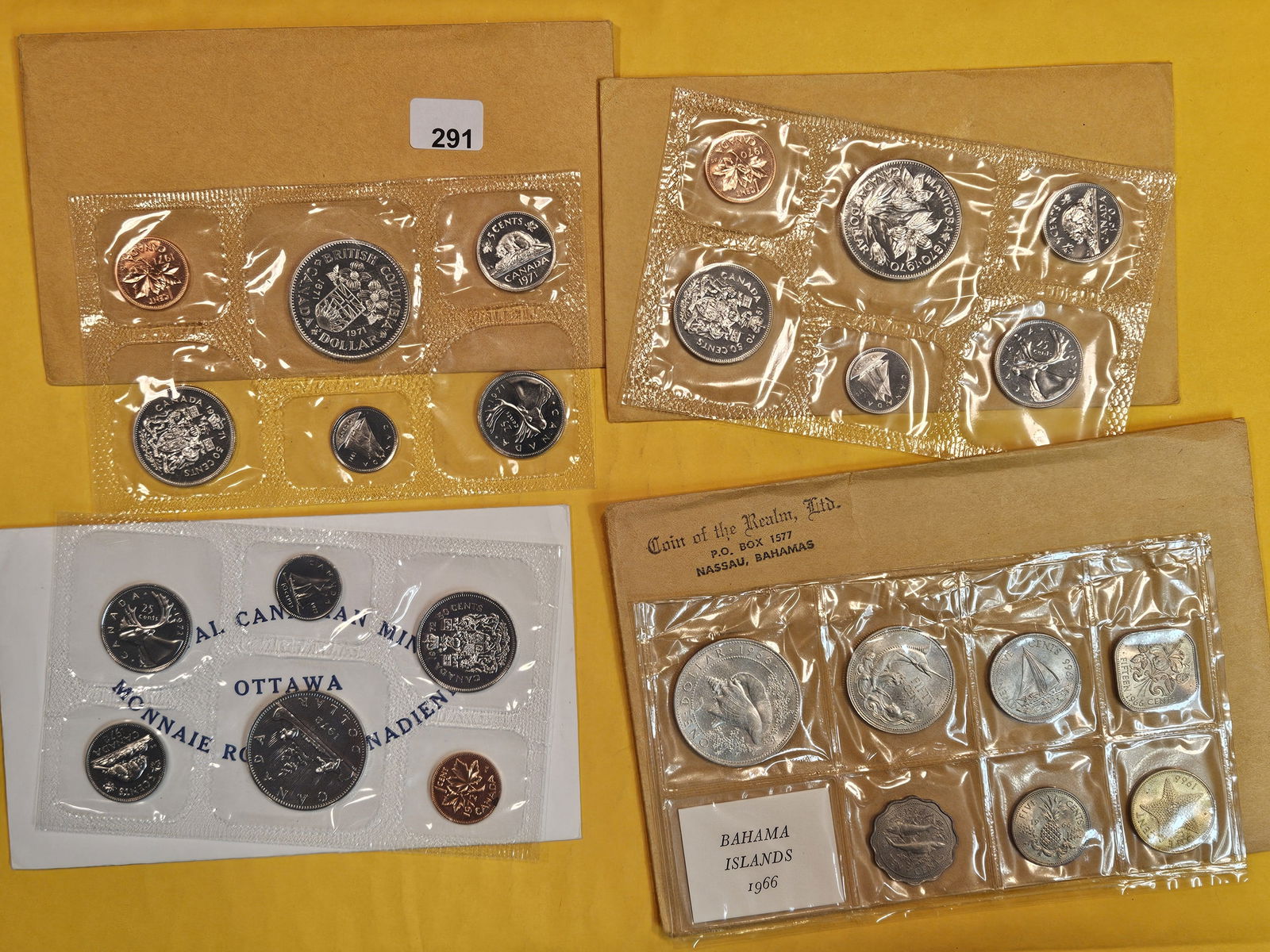 Six nice World coin sets in OGP (1 of 6)