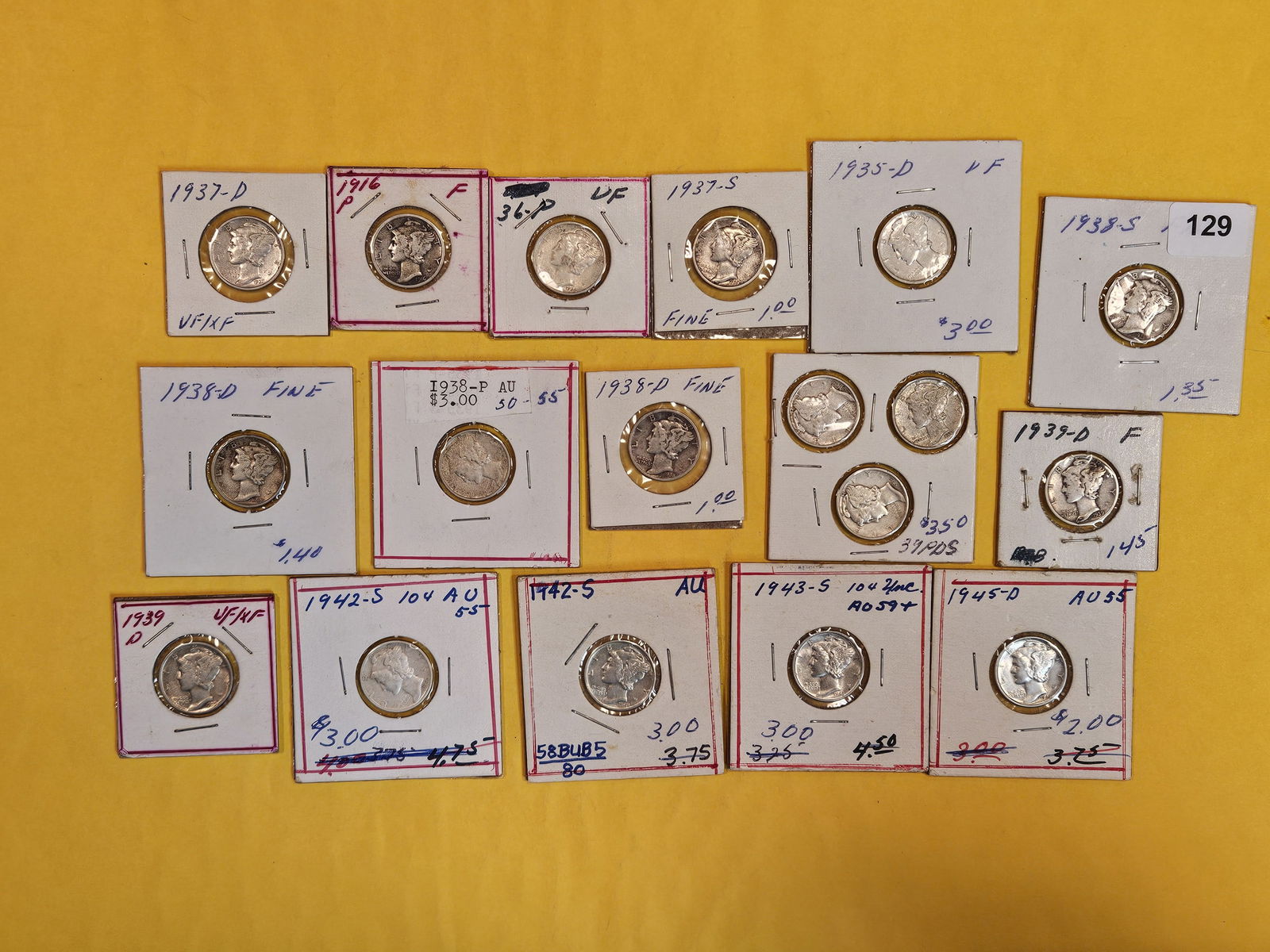Eighteen mixed silver Mercury Dimes (1 of 7)