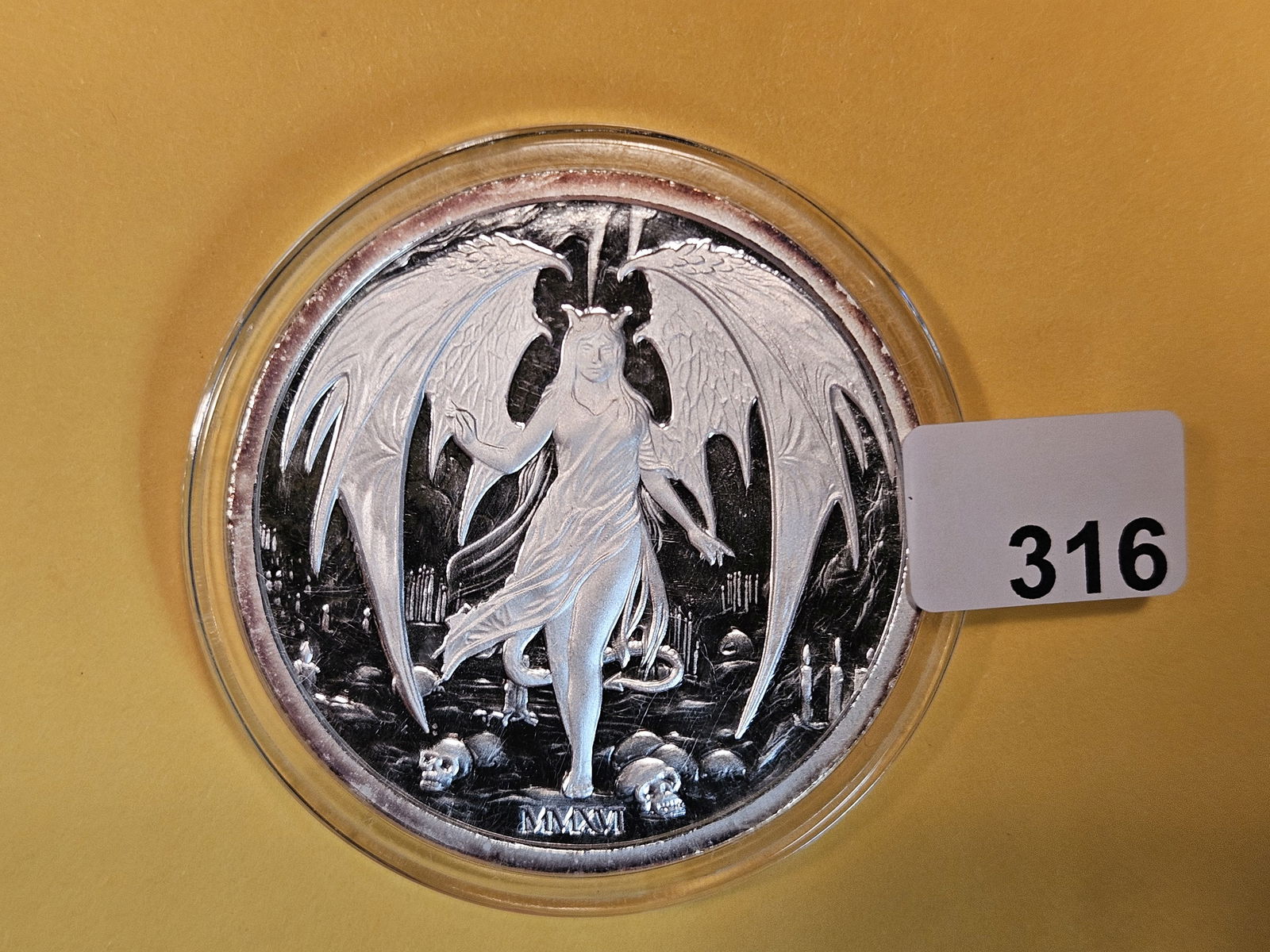 TWO Troy ounce .999 fine silver Proof Art round (1 of 2)