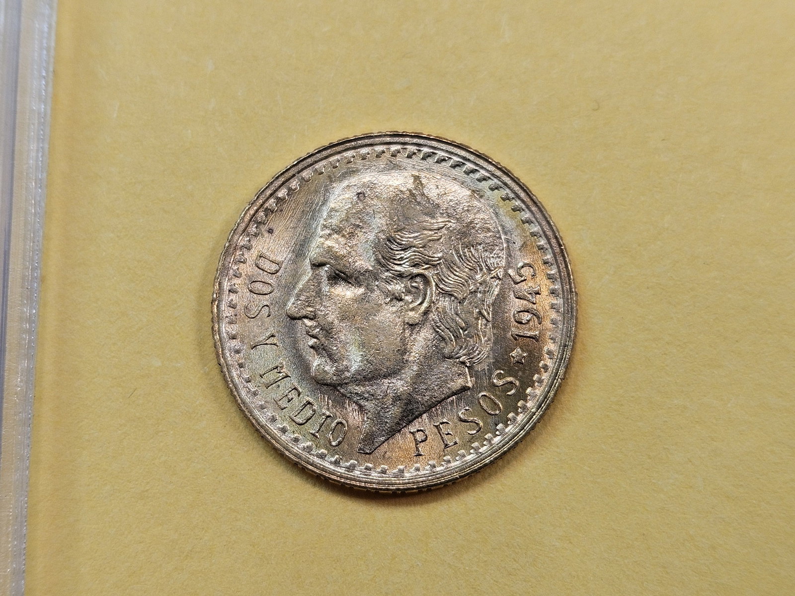 GOLD! Brilliant Uncirculated 1945 Mexican $2.5 Peso Gold: KM# 463