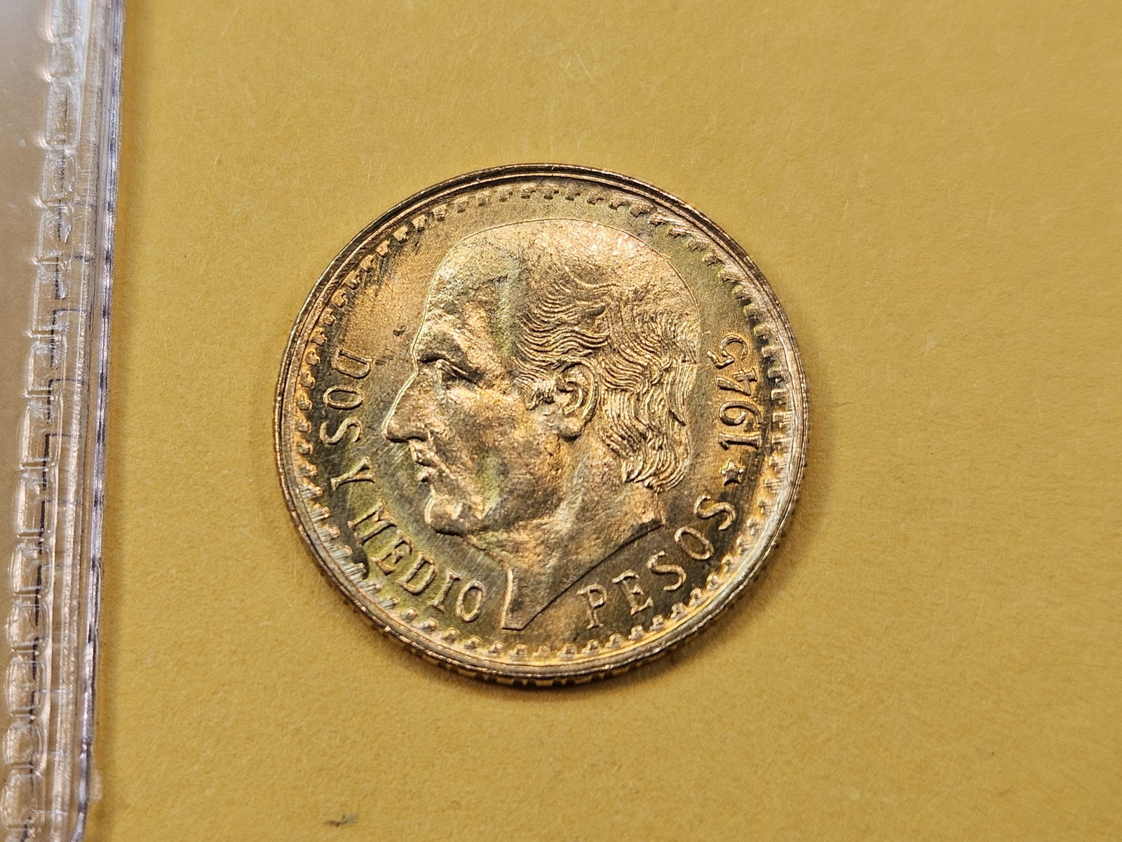 GOLD! Brilliant Uncirculated 1945 Mexican $2.5 Peso Gold: KM# 463
