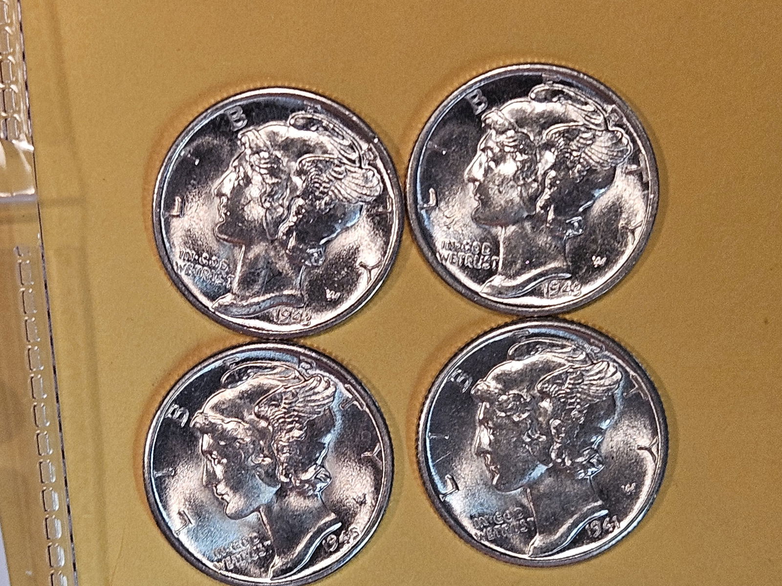 Four GEM Brilliant Uncirculated silver Mercury Dimes (1 of 5)