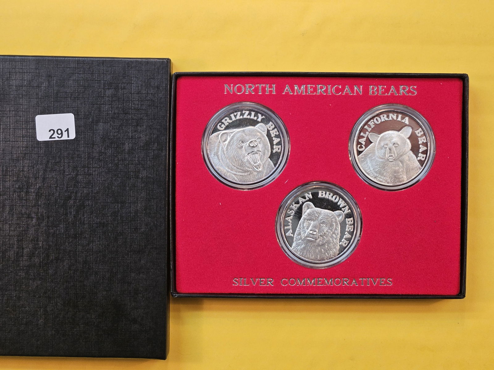 GEM Proof North American Bears Silver Commemorative three Coin Set (1 of 5)