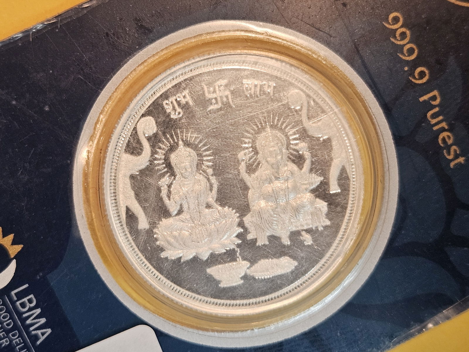 SILVER! LBMA Ten gram .999 fine silver proof art round (1 of 4)