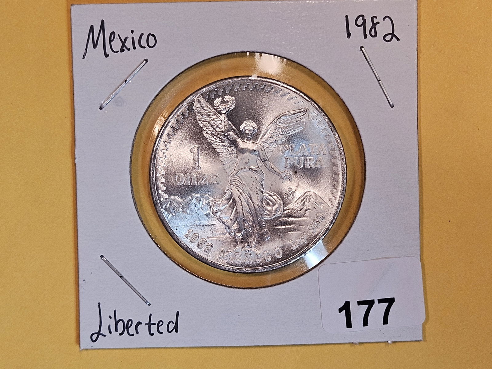 GEM Brilliant Uncirculated 1982 Mexico silver Onza (1 of 2)