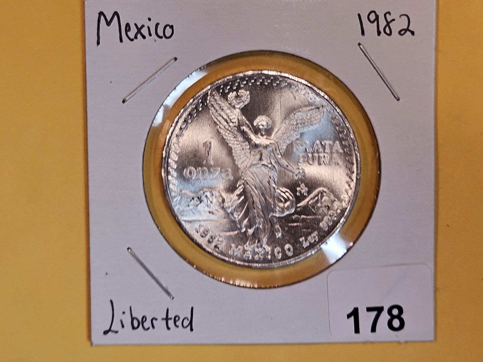 GEM Brilliant Uncirculated 1982 Mexico silver Onza (1 of 2)