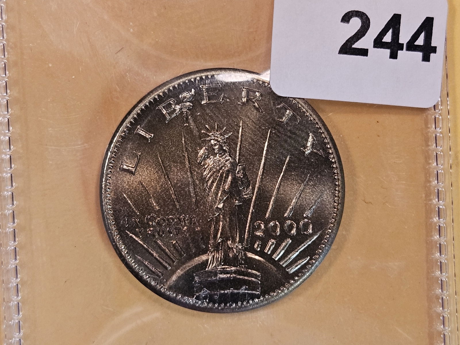 Scarce 2000 Liberty Concept Dollar (1 of 2)