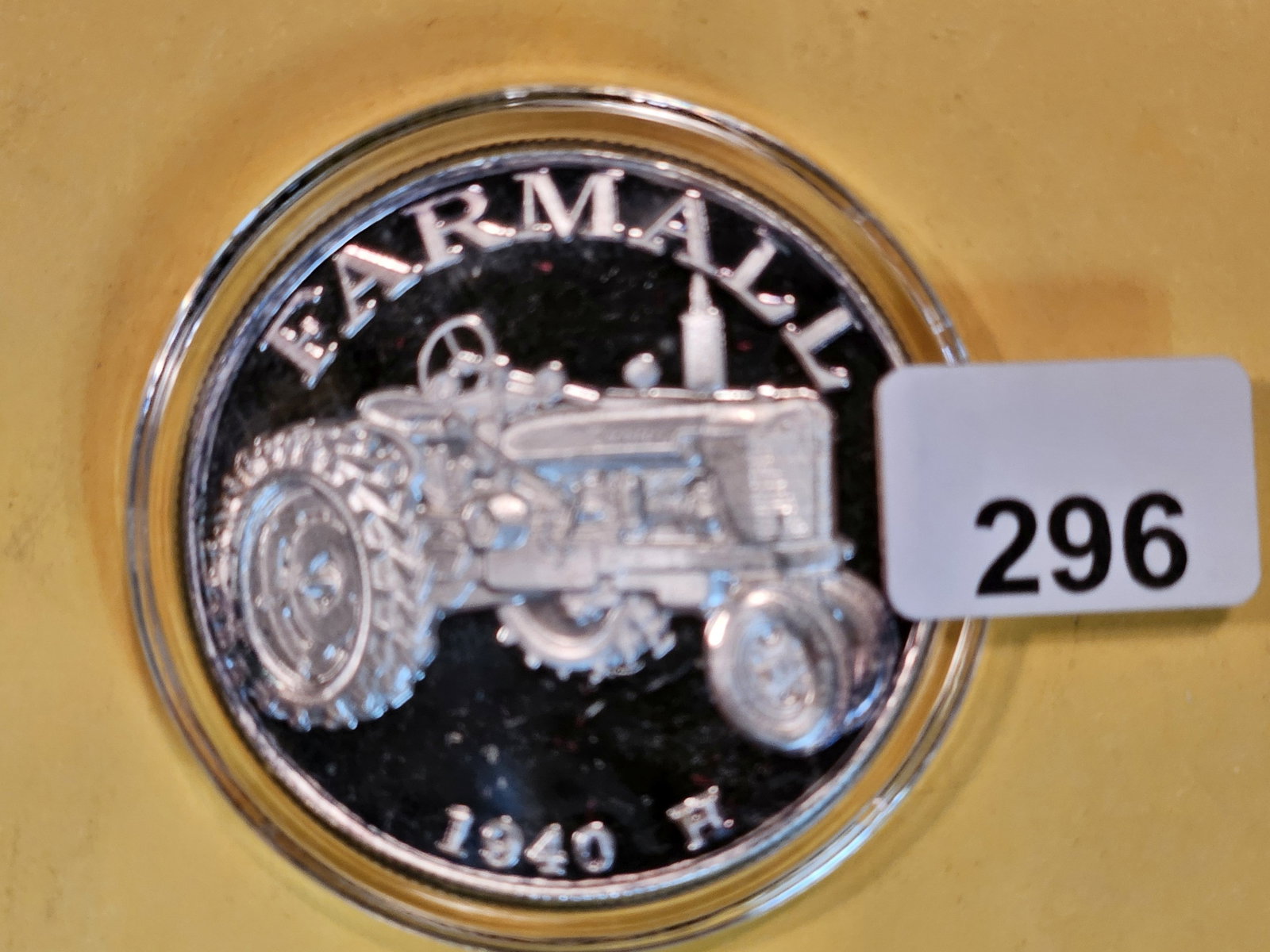 One Troy ounce .999 fine silver proof art round: Farmall 1940 H