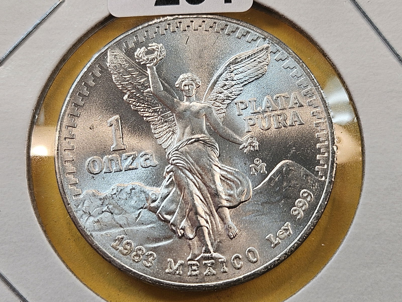 GEM Brilliant Uncirculated 1983 Mexico Silver Onza (1 of 4)