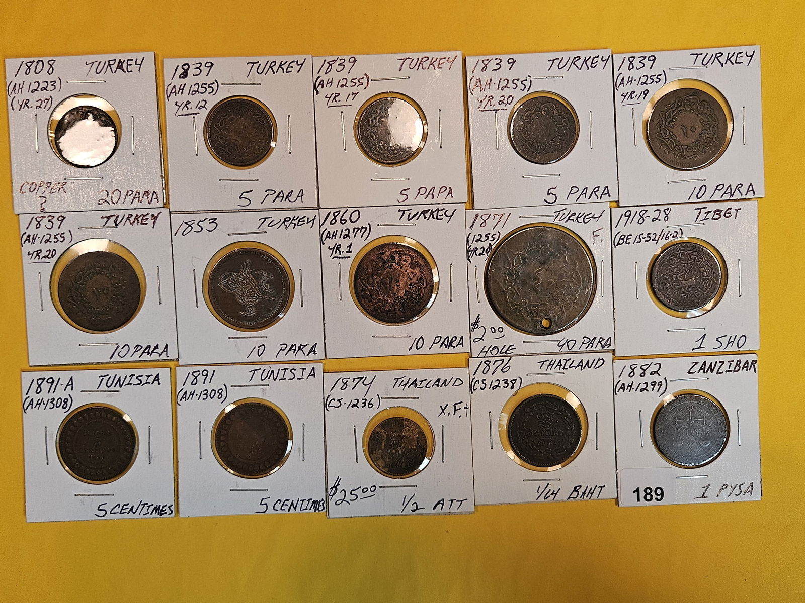 Fifteen very cool mixed World coins (1 of 11)