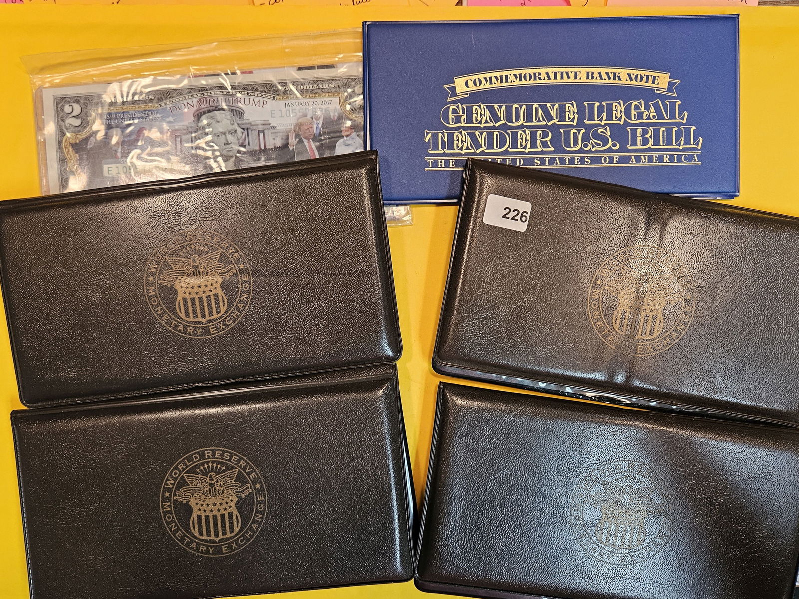 SIX Crisp Uncirculated Two Dollar US Notes in Folios (1 of 7)