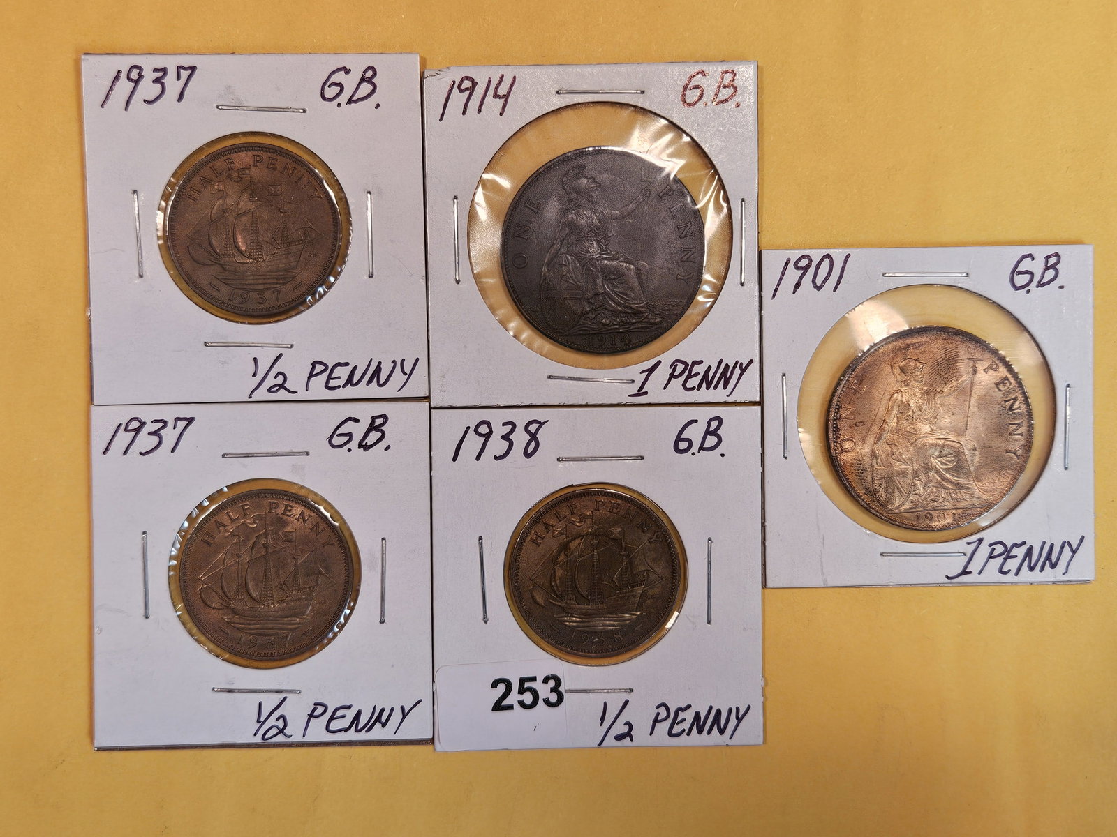 Five Great Britain half-penny and Penny (1 of 5)