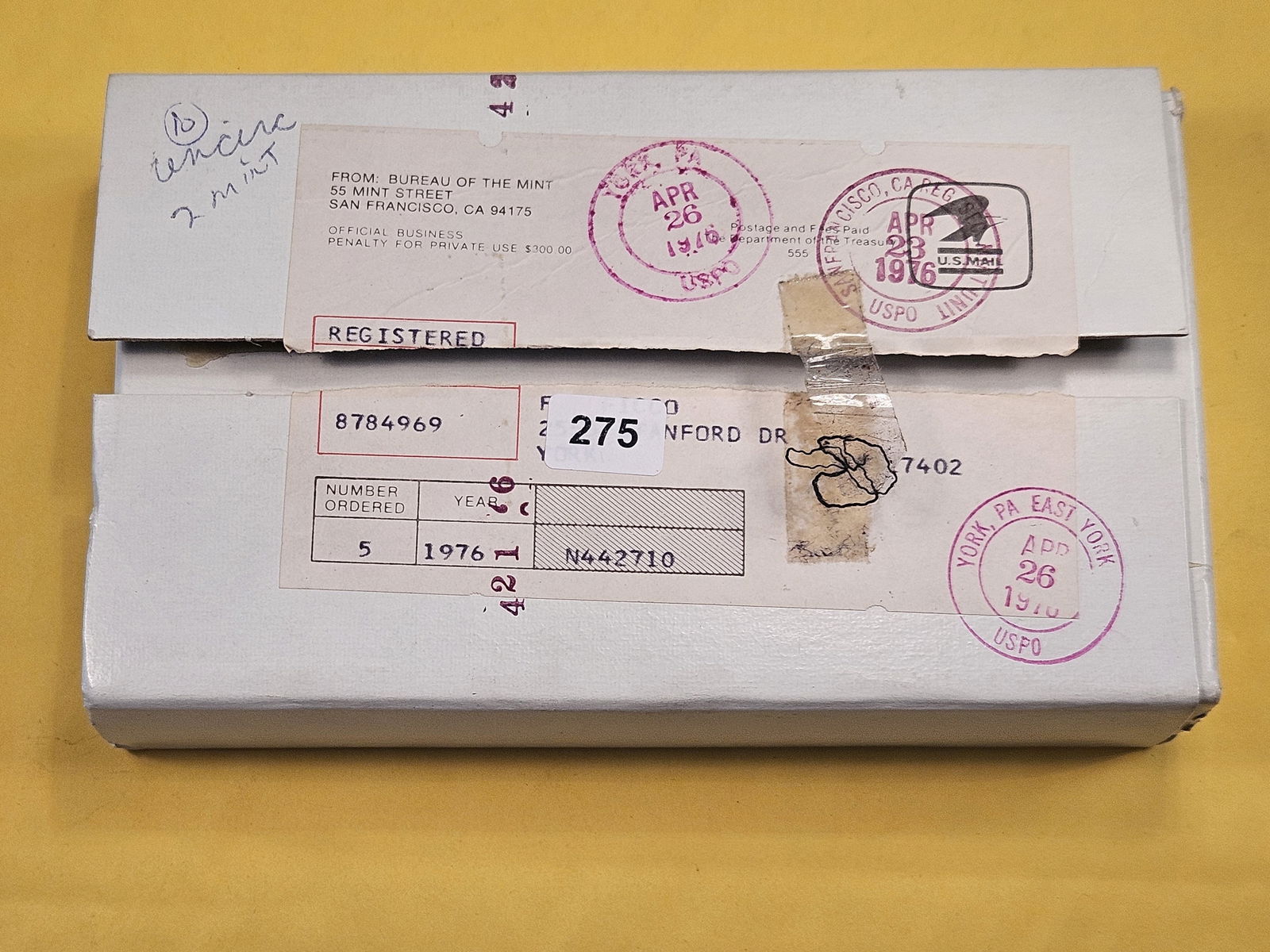 Five 1976 US Uncirculated Coin Sets (1 of 2)