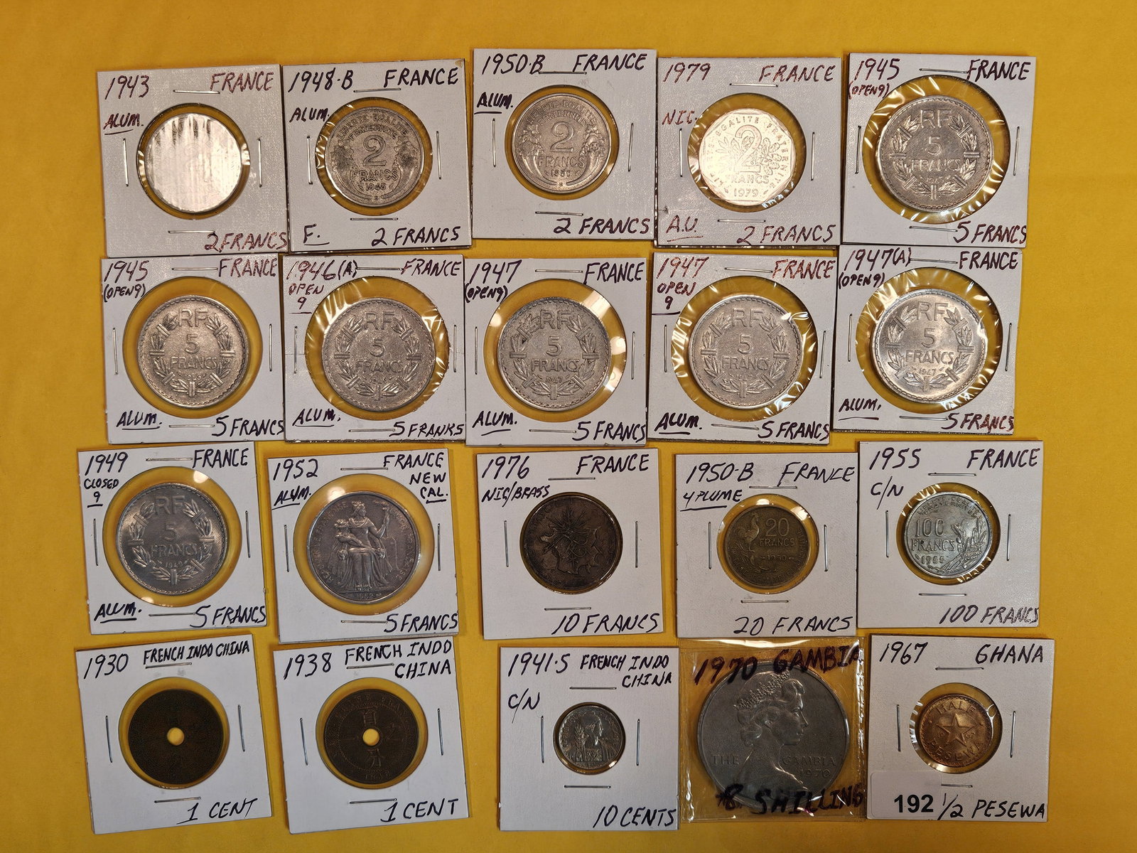 Twenty nice, mixed, World Coins (1 of 6)