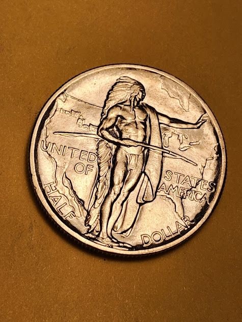 Very Choice Brilliant Uncirculated 1936 Oregon silver Commemorative Half Dollar (1 of 9)