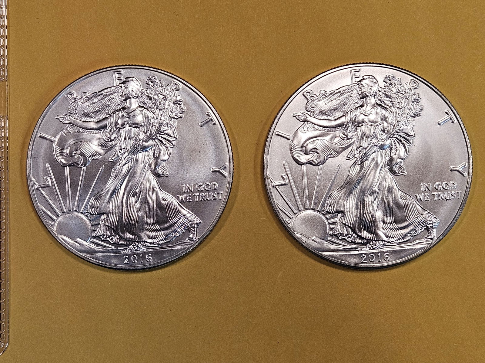 Two GEM Brilliant Uncirculated American Silver Eagles (1 of 2)