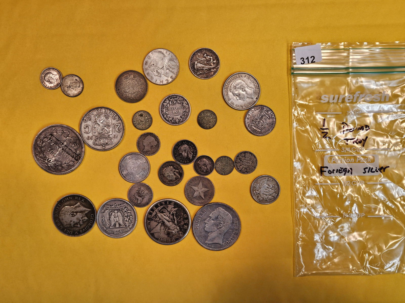 Lil bag of mixed, SILVER, World coins (1 of 2)