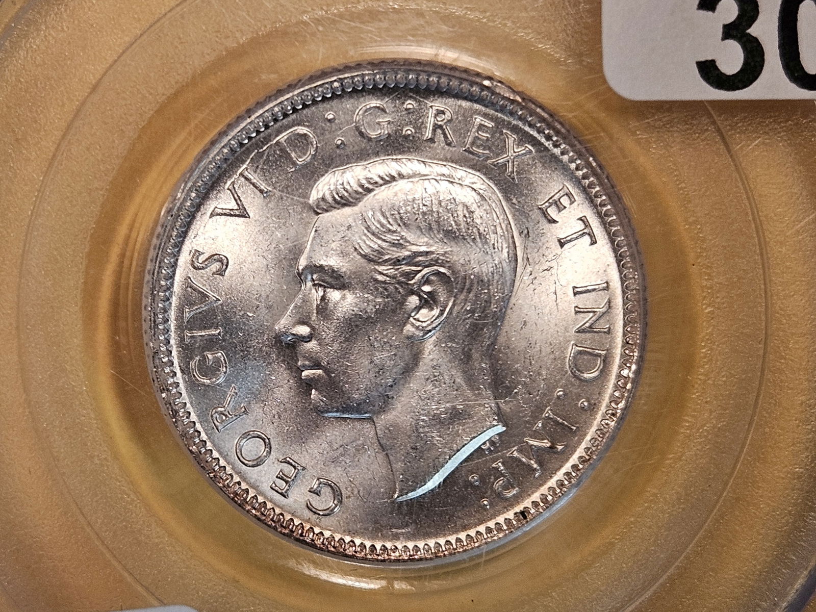 PCGS 1943 Canada Silver 25 cents in Mint State 64 (1 of 3)