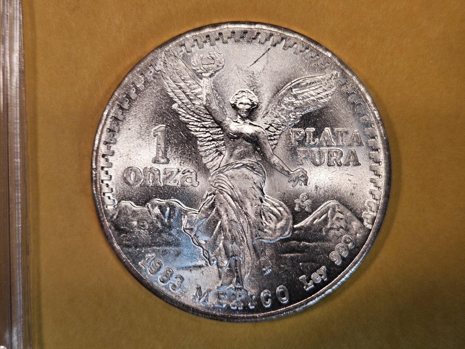 GEM Brilliant Uncirculated 1983 Mexico Silver one Onza: Libertad