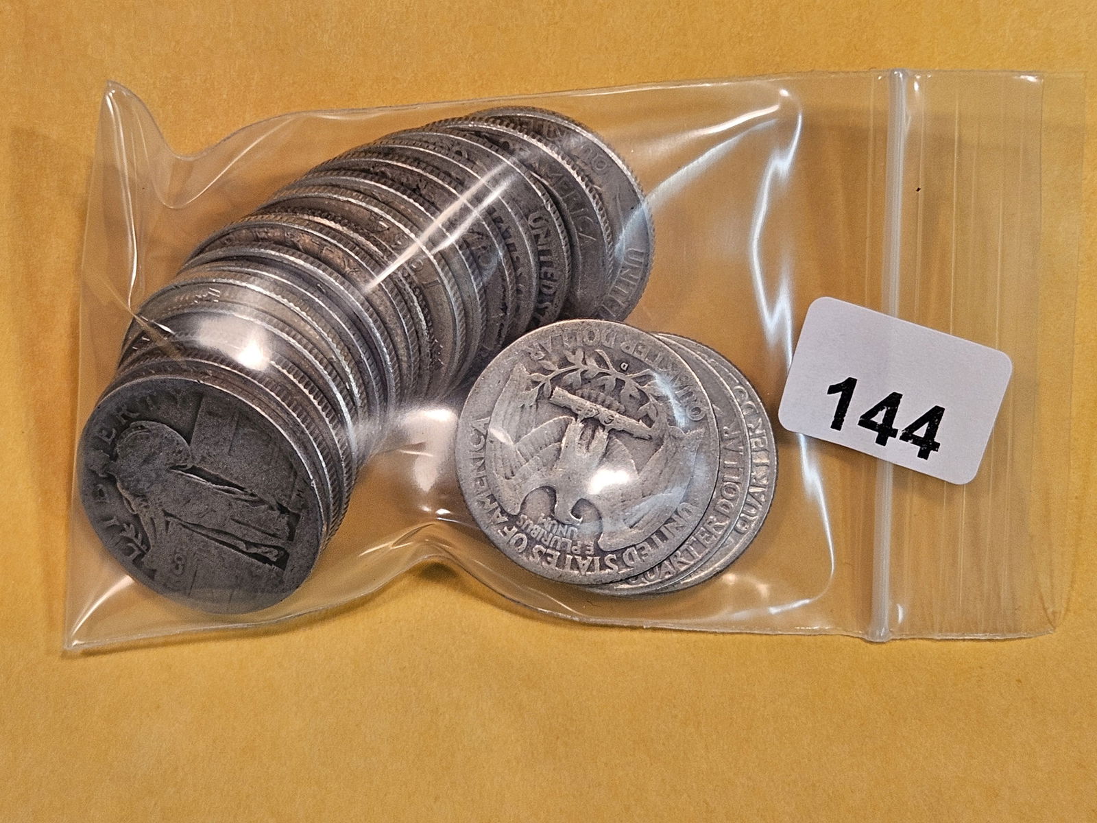 Twenty mixed silver Washington Quarters (1 of 2)