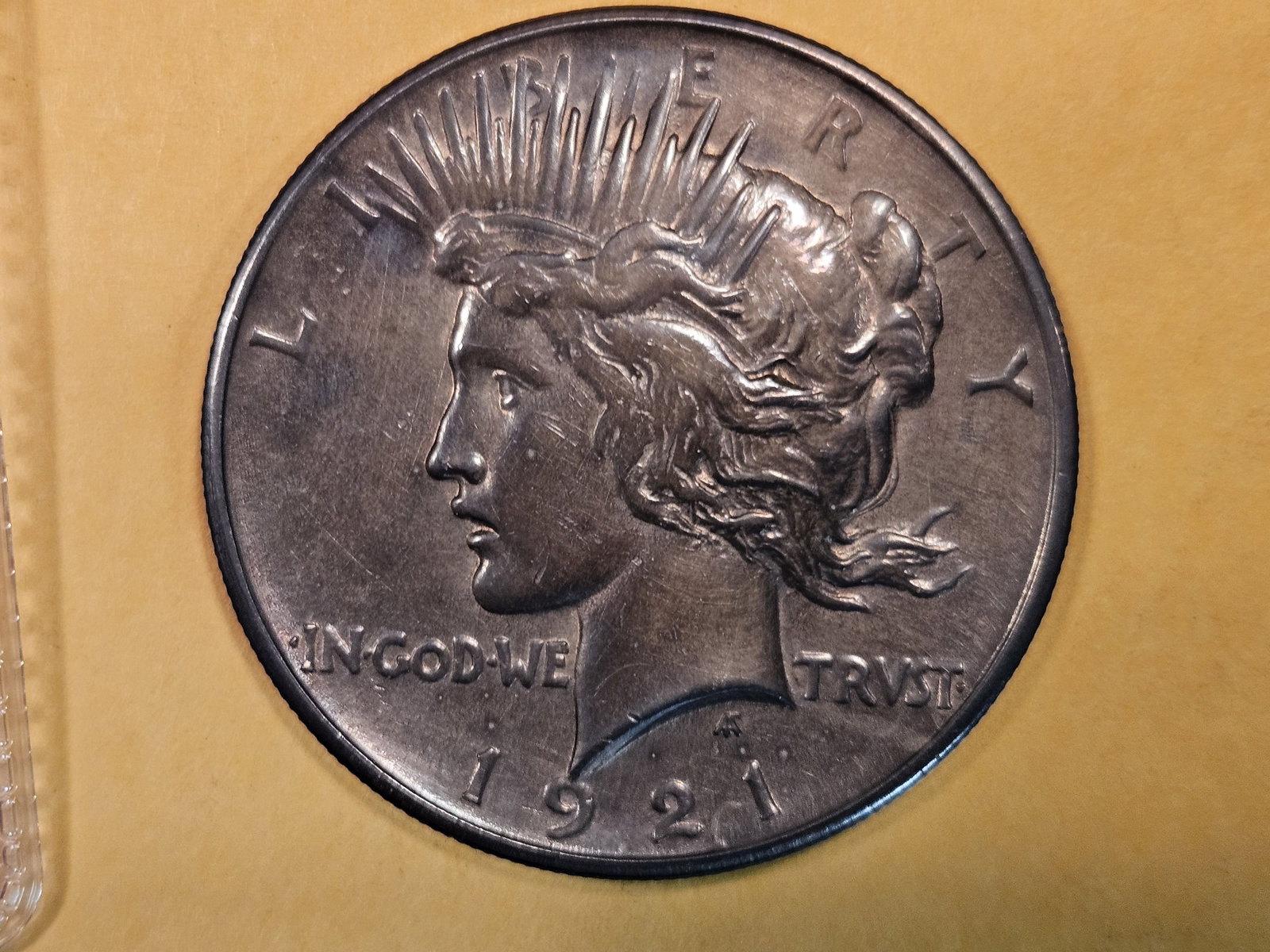 ** KEY DATE ** 1921 Peace Dollar in About Uncirculated plus - details (1 of 7)