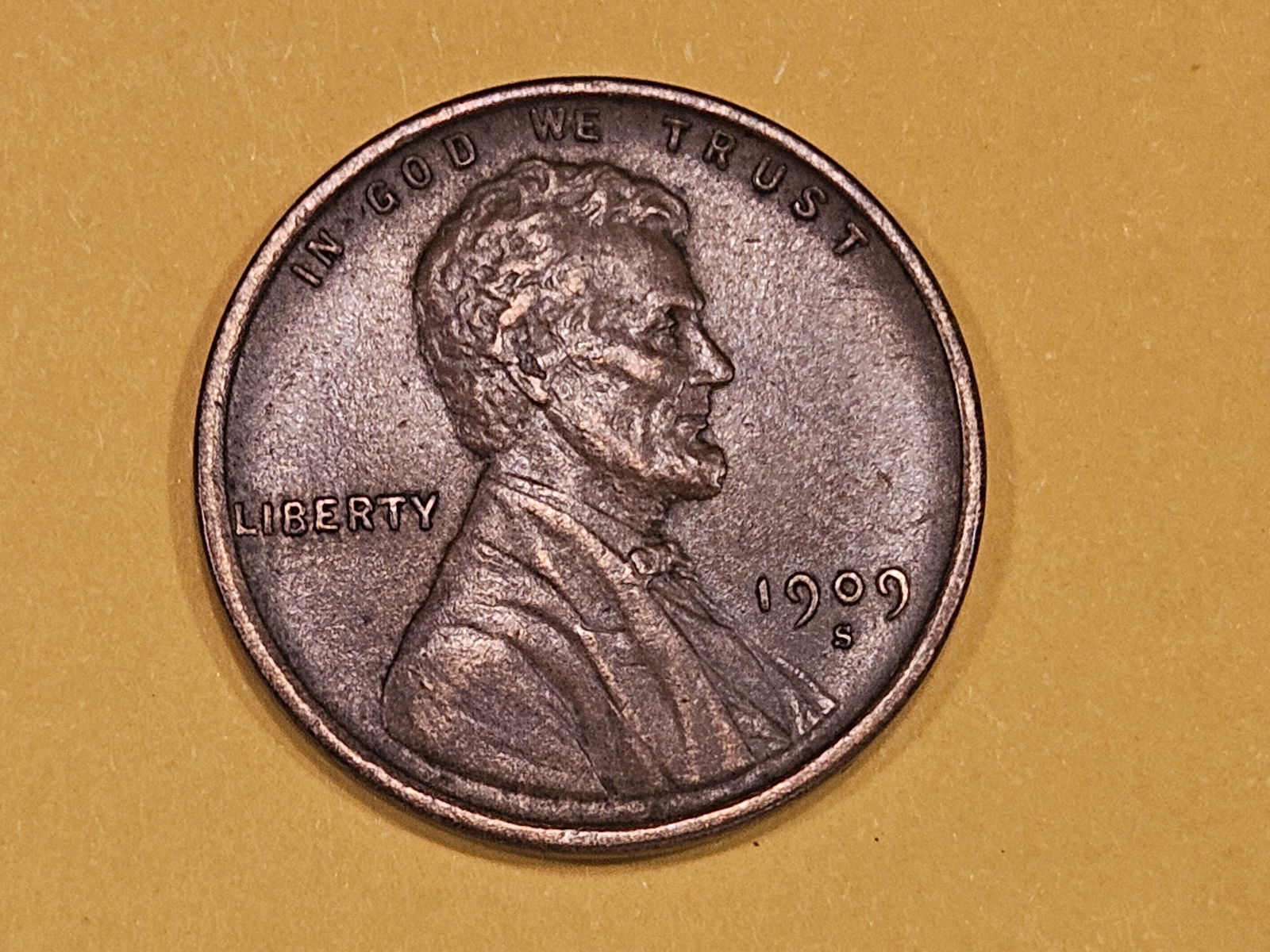 Semi-Key 1909-S Wheat cent in Extra Fine (1 of 5)