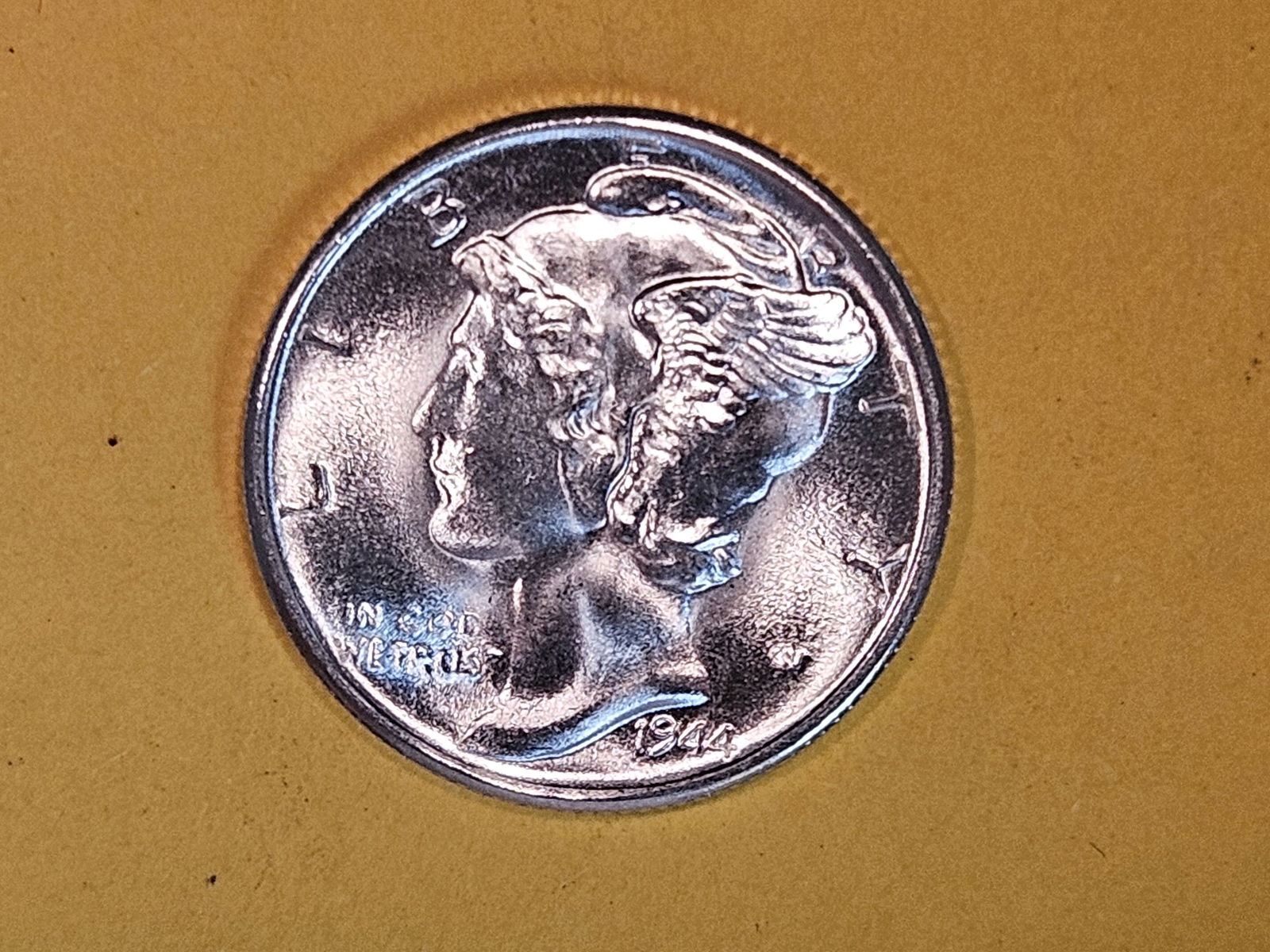 GEM Brilliant Uncirculated 1944-S Mercury Dime (1 of 8)