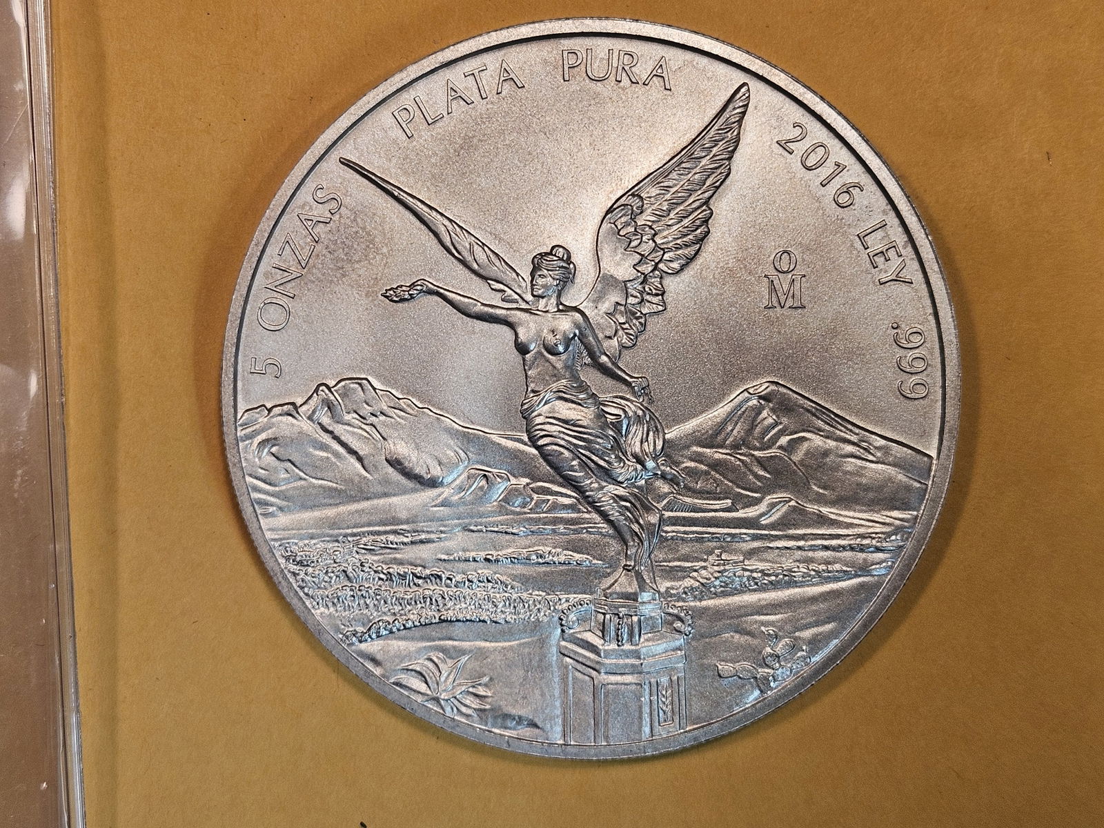 Uncirculated 2016 Mexico Silver FIVE Onzas (1 of 3)