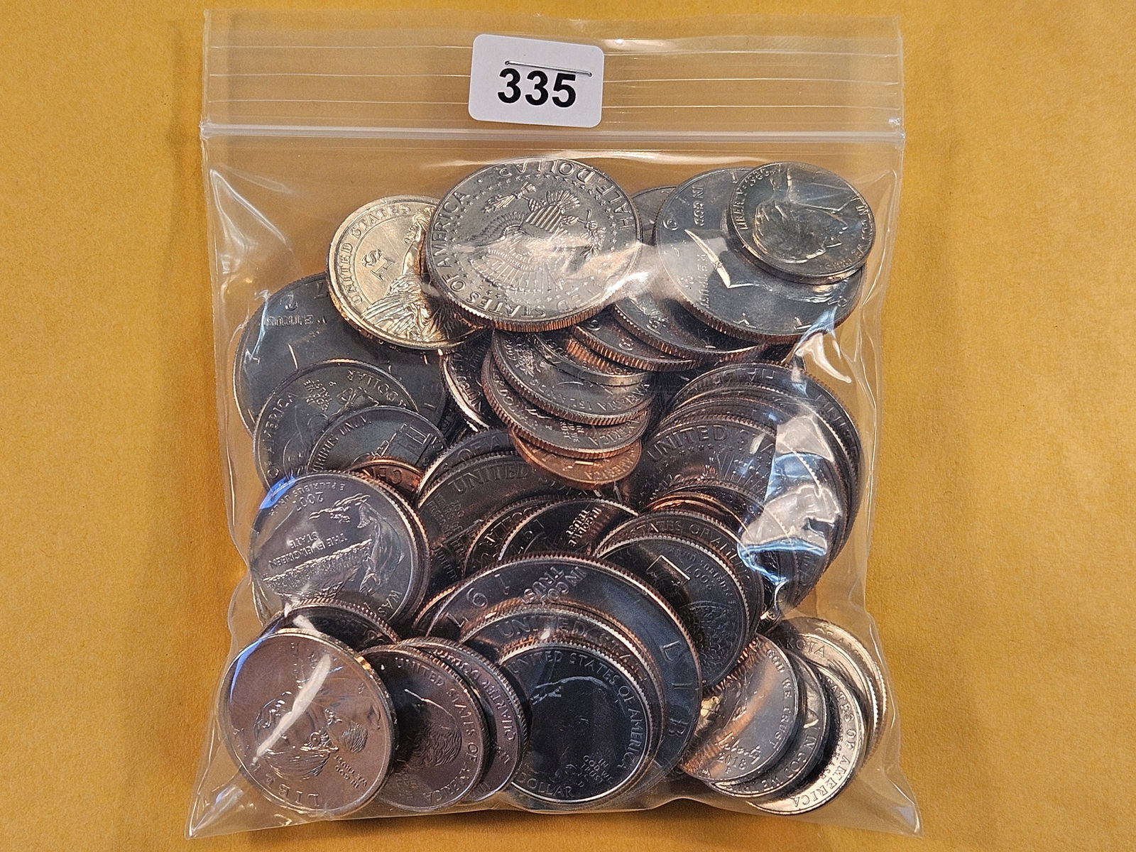 One Pound of Mixed Brilliant Uncirculated US Coins (1 of 4)