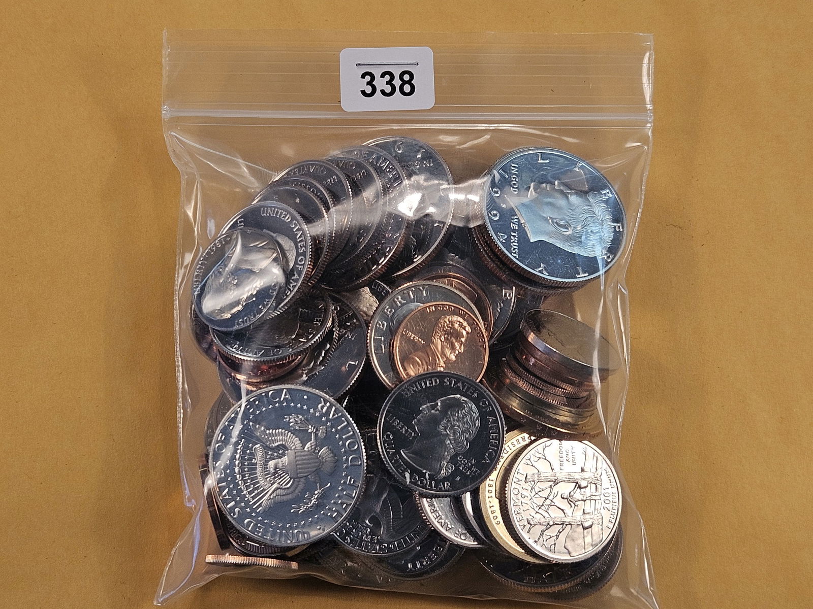 One Pound of Mixed Proof US Coins (1 of 4)