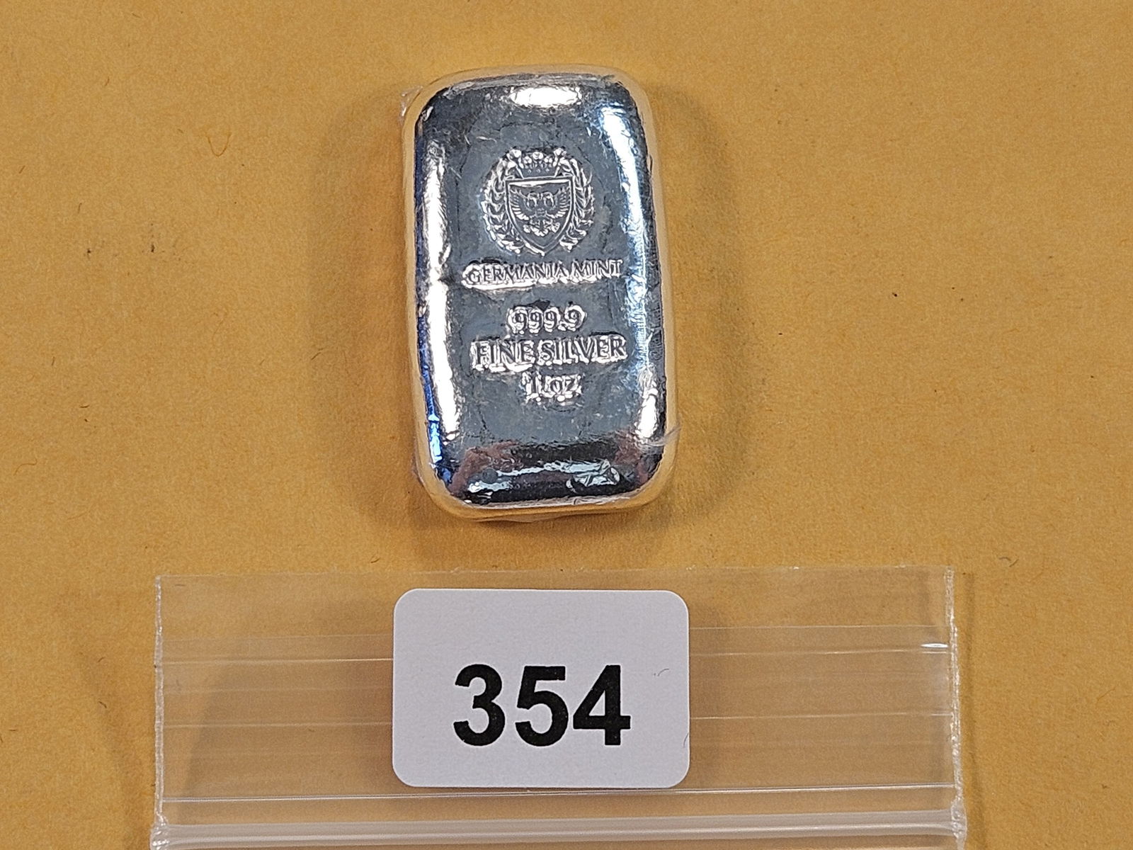 One Troy Ounce .999 Fine Silver Bar (1 of 3)