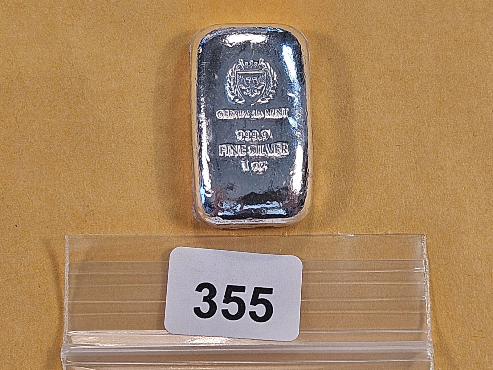 One Troy Ounce .999 Fine Silver Bar (1 of 3)