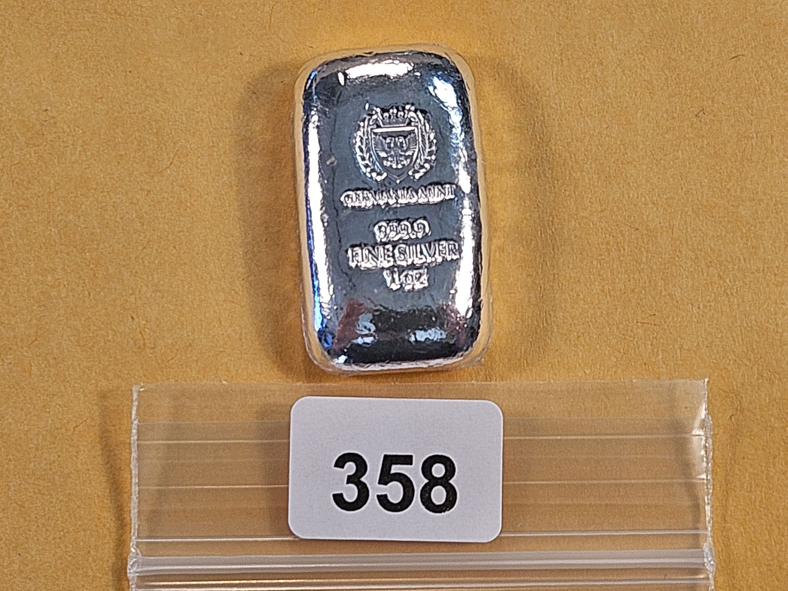 One Troy Ounce .999 Fine Silver Bar (1 of 3)