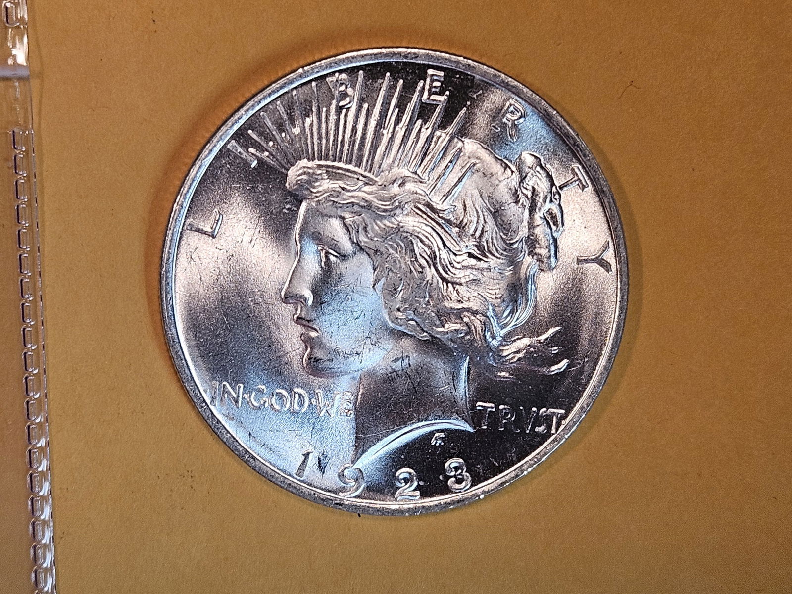 GEM Brilliant Uncirculated 1923 Peace Silver Dollar (1 of 8)