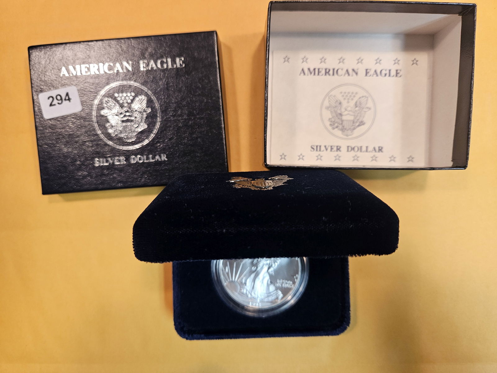 Better Date GEM Brilliant Uncirculated 1993 American Silver Eagle (1 of 3)