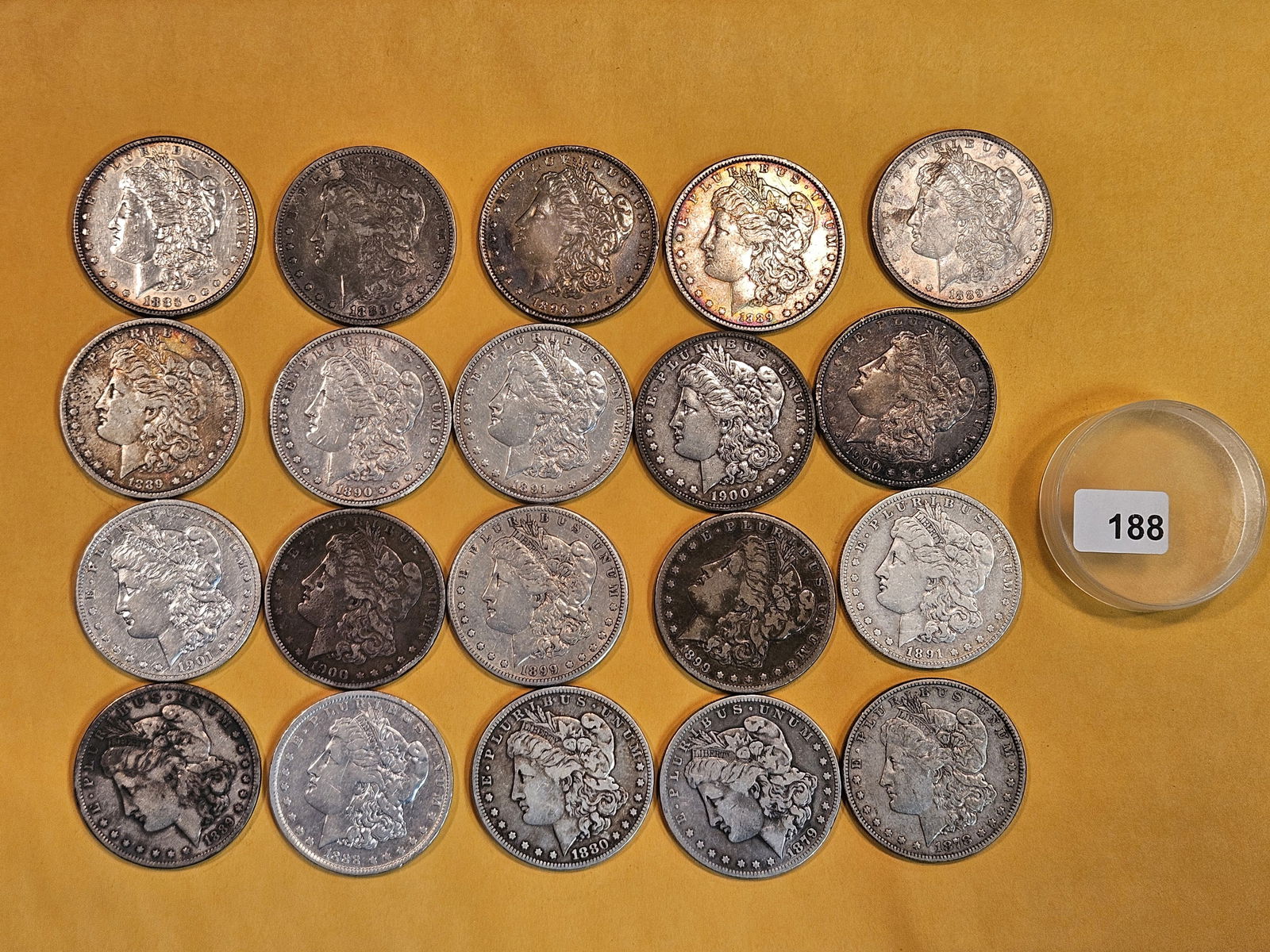** FULL ROLL ** Twenty Morgan Silver Dollars (1 of 6)