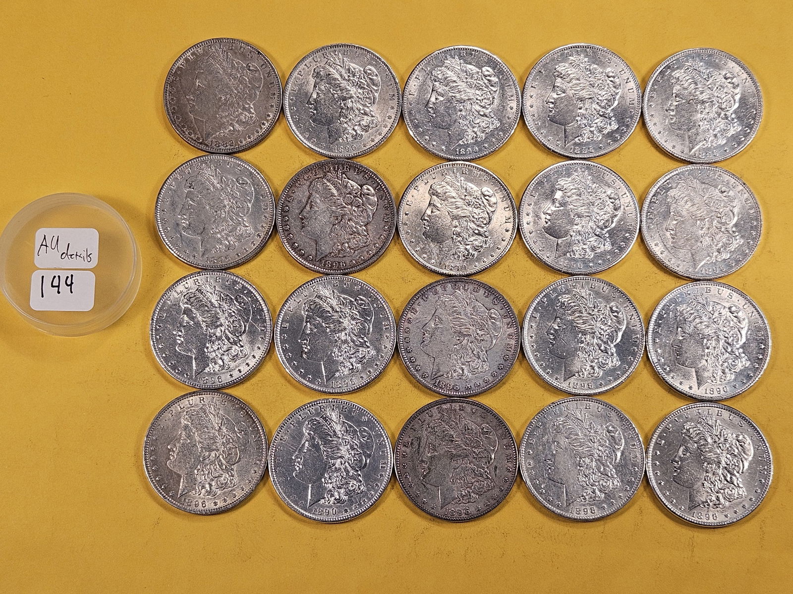 ** FULL ROLL ** Twenty Morgan Silver Dollars (1 of 6)