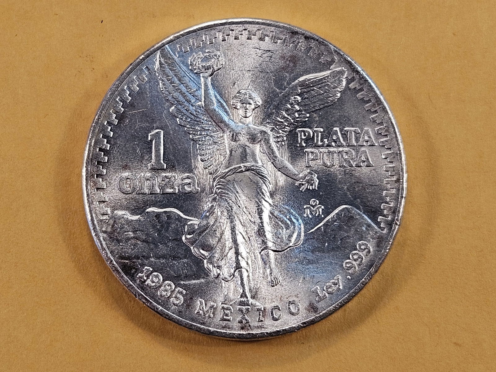 Brilliant Uncirculated 1985 Mexican Silver Onza: Libertad 