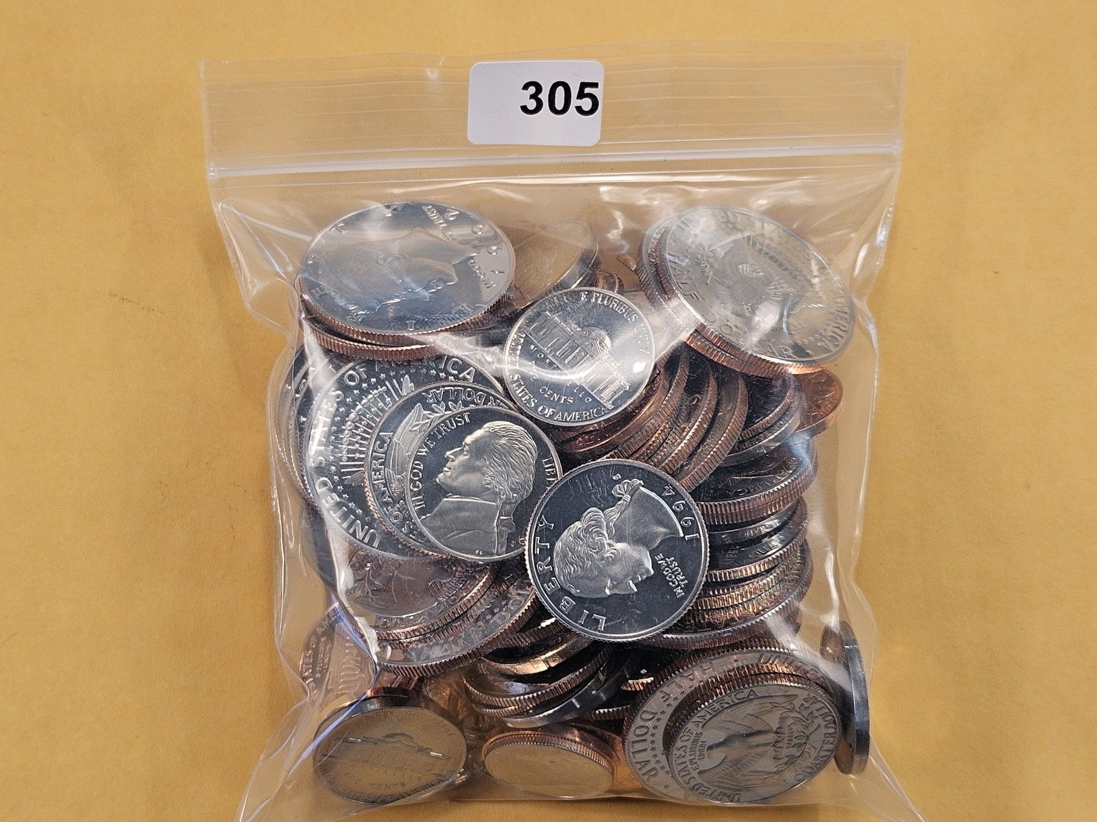 One Pound of Mixed Proof and Uncirculated US Coinage: Cut out of US Proof and Mint Sets 