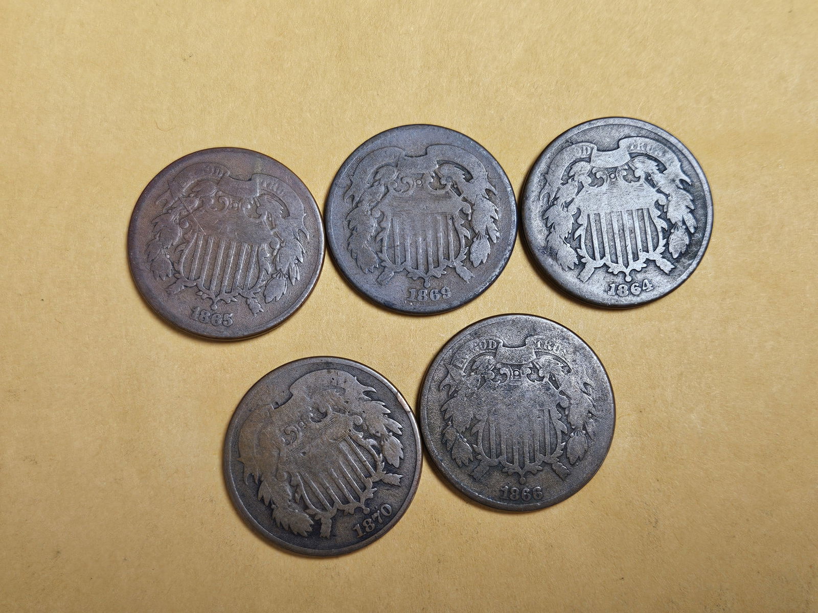 Five mixed Two Cent pieces in Good to Very Good (1 of 4)