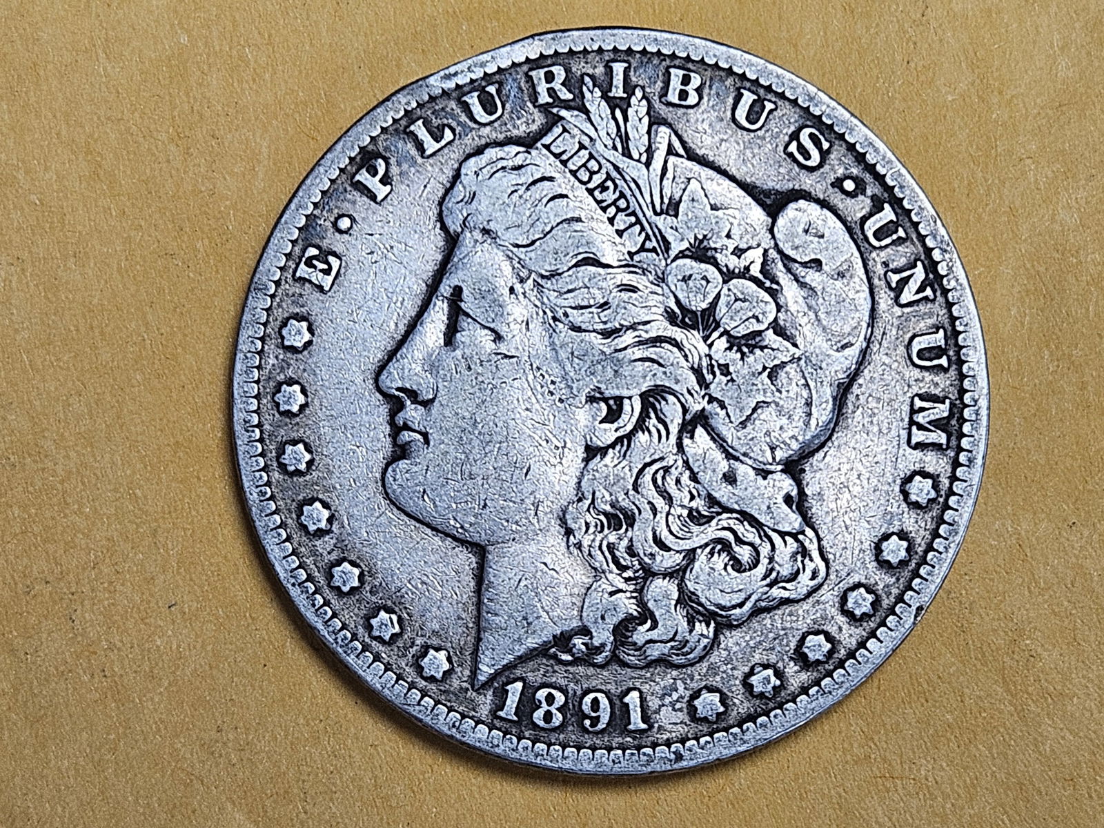 ** KEY DATE ** 1891-CC Morgan Dollar in Very Fine (1 of 4)