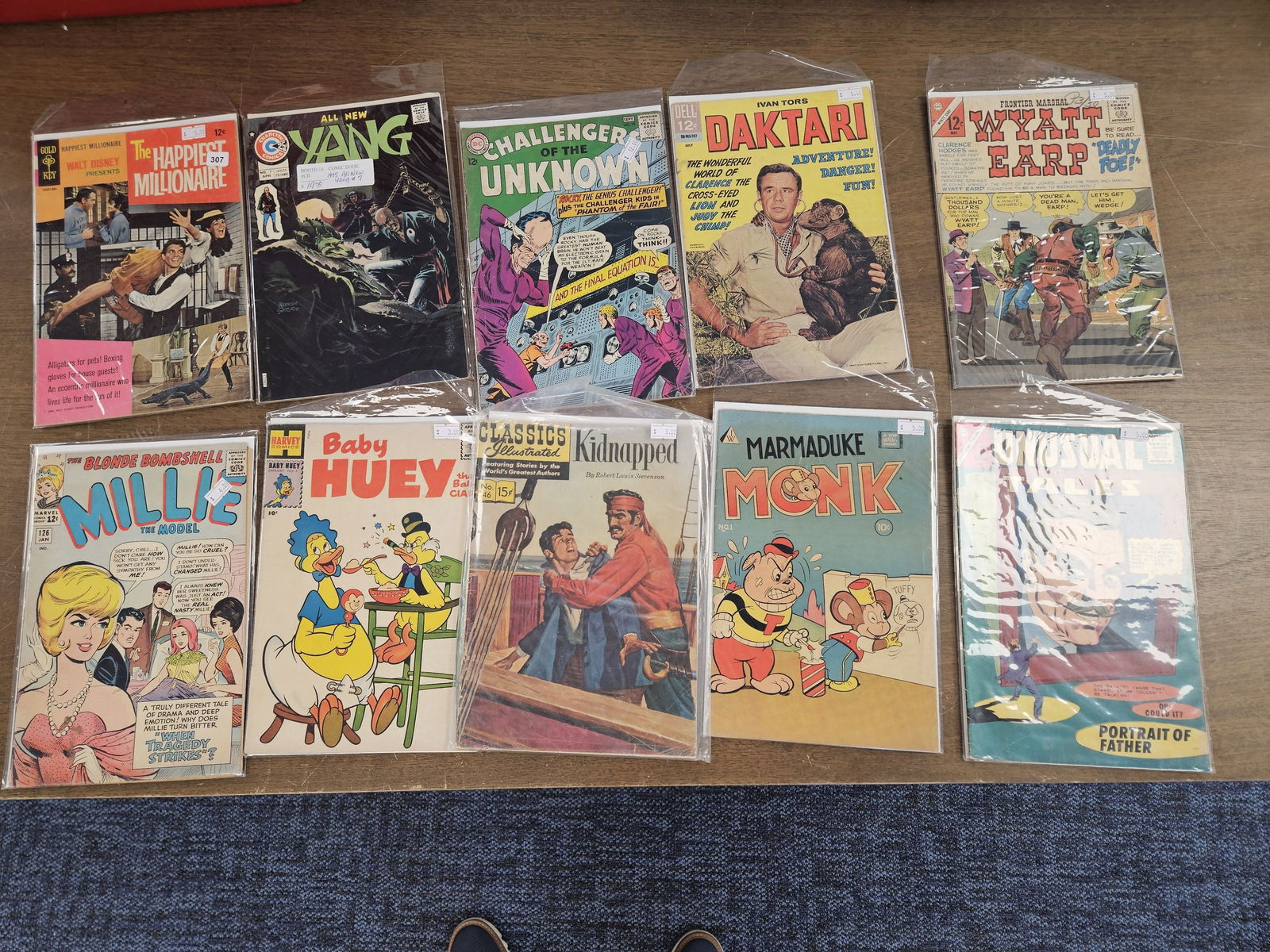 Ten OLD mixed Comics (1 of 7)