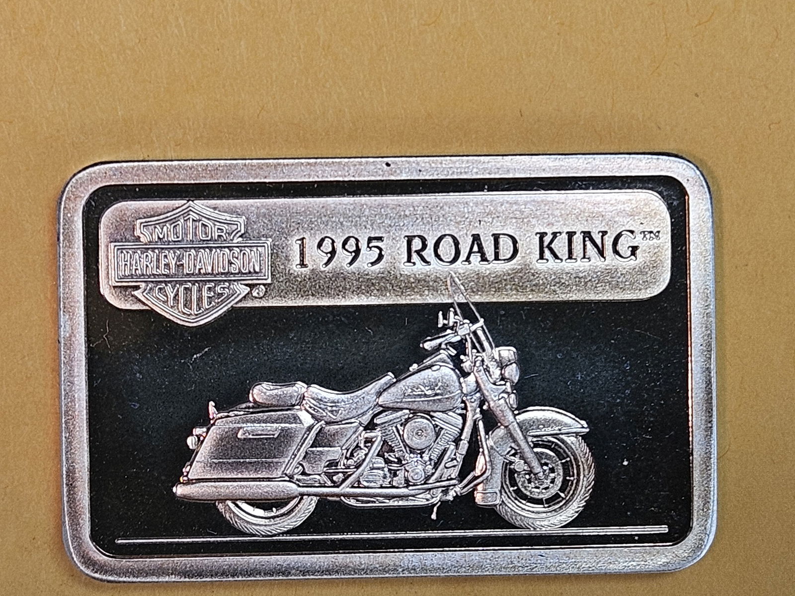 HARLEY DAVIDSON Silver: One Troy ounce .999 fine silver proof art bar 